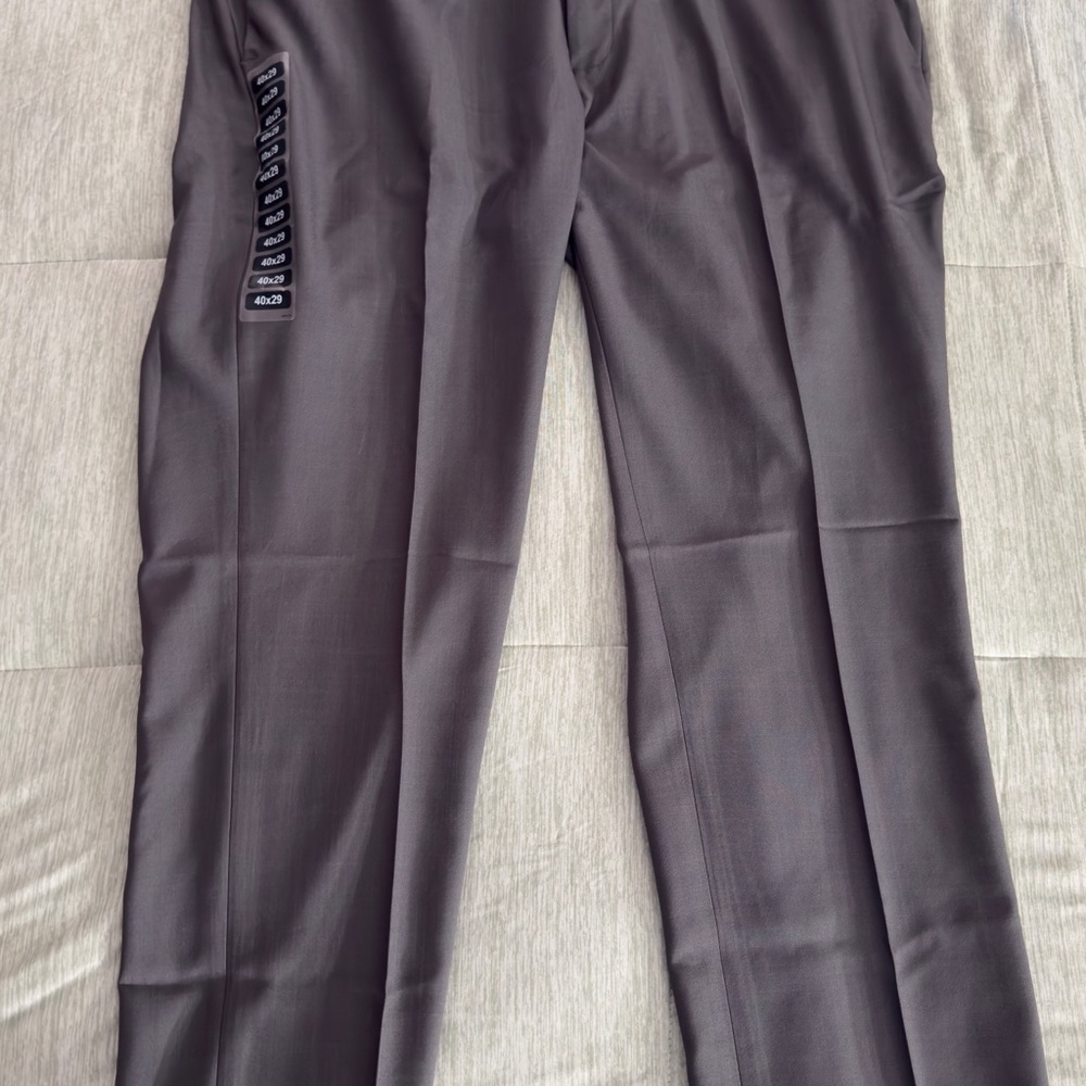 Haggar Premium Flex Straight Fit Pants - Gray. NWT